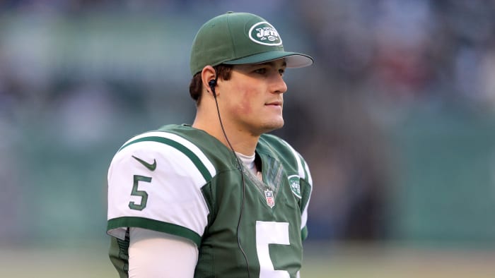 Hackenberg, who never took a regular-season NFL snap after being taken in the second round in 2016, is attempting to play professional baseball.